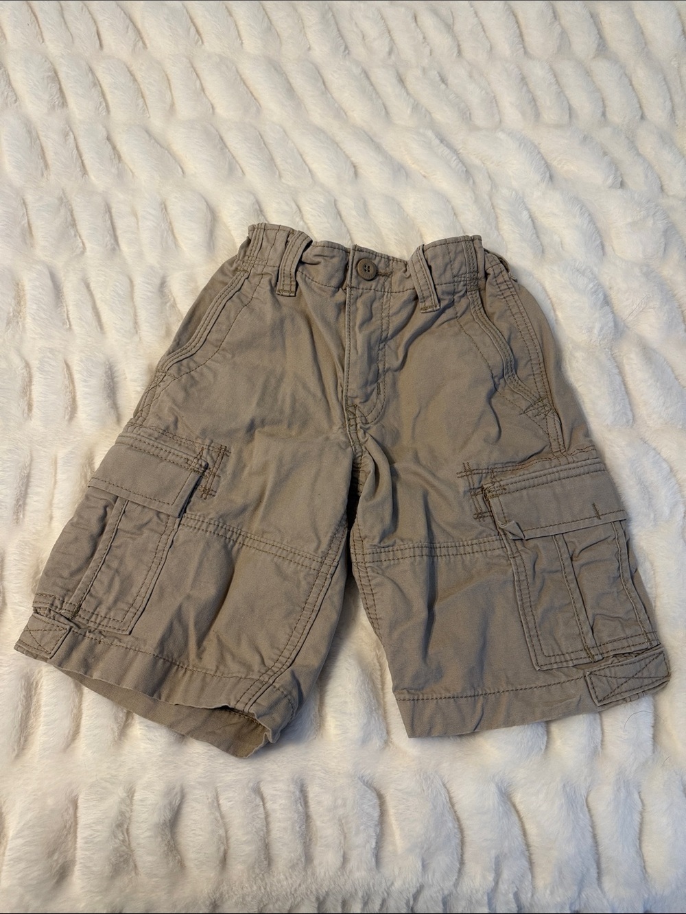 GAPKids Beige Khaki Cargo Shorts C4